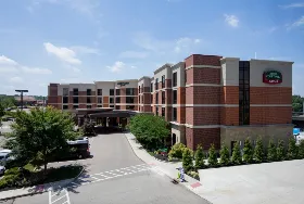 Photograph of Courtyard, Cincinnati