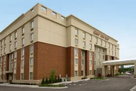 Photograph of Drury Inn & Suites, Middletown