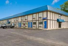 Photograph of Motel 6, Rossford