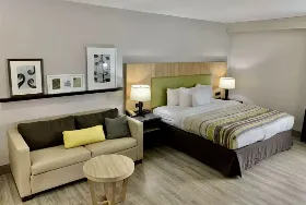 Photograph of Country Inn & Suites, Milan