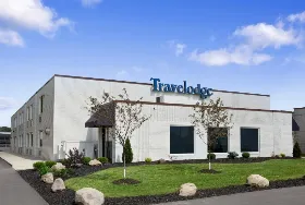 Photograph of Travelodge, Hubbard