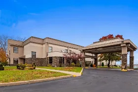 Photograph of Baymont by Wyndham, Monroe