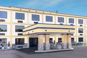 Photograph of Days Inn, Columbus