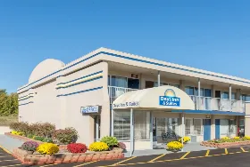Photograph of Days Inn, Dayton