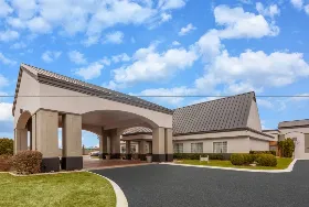 Photograph of Days Inn, Austintown