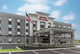 Photograph of Hampton Inn, Xenia