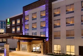 Photograph of Holiday Inn Express, Cincinnati