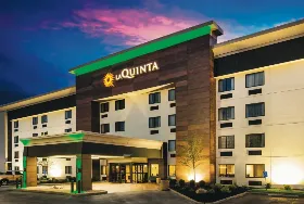 Photograph of La Quinta Inn & Suites, Mason