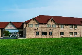 Photograph of Red Roof Inn & Suites, Franklin