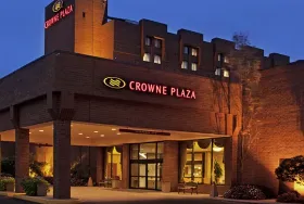 Photograph of Crowne Plaza, Columbus