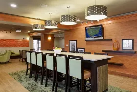 Photograph of Hampton Inn, Fremont