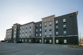 Photograph of Hampton Inn, Stroud