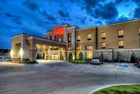 Photograph of Hampton Inn, Ada