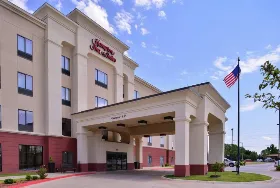 Photograph of Hampton Inn, Woodward