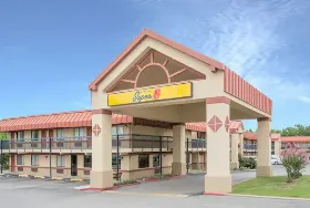 Photograph of Super 8, Tulsa