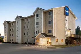 Photograph of Travelodge, Mcalester