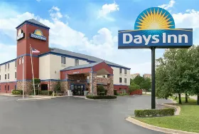 Photograph of Days Inn, Tulsa