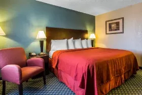 Photograph of Quality Inn, Duncan
