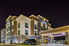 Photograph of Comfort Inn, Moore