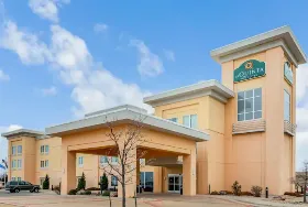 Photograph of La Quinta Inn & Suites, Clinton