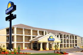 Photograph of Days Inn, Oklahoma City