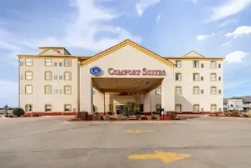 Photograph of Comfort Suites, Yukon