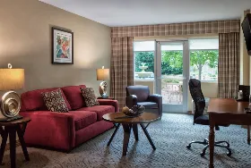 Photograph of Sheraton Hotel Midwest City,