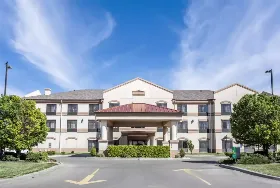 Photograph of Quality Inn, Guymon