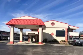 Photograph of Econo Lodge, Oklahoma City