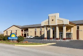 Photograph of Days Inn, Lawton