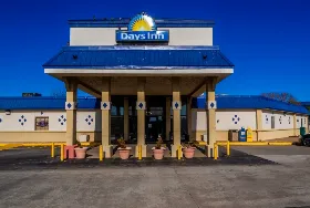 Photograph of Days Inn, Clinton