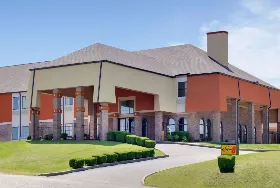 Photograph of Super 8, Sapulpa