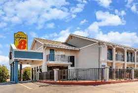 Photograph of Super 8, Tulsa