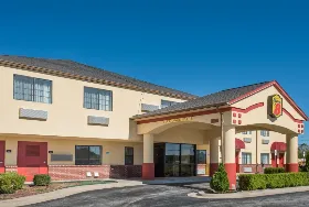 Photograph of Super 8, Claremore