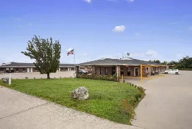 Photograph of Super 8, Henryetta