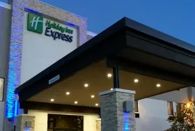 Photograph of Holiday Inn Express, Oklahoma City