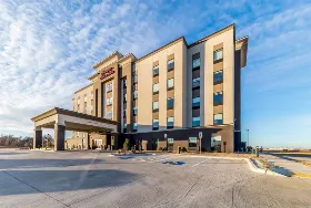 Photograph of Hampton Inn, Pryor