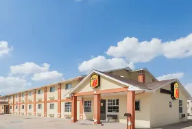 Photograph of Super 8, Chickasha