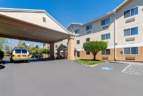 Photograph of Comfort Suites, Portland