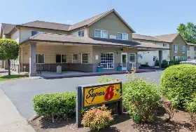 Photograph of Super 8, Gresham