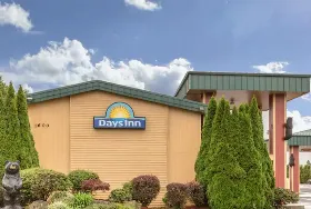 Photograph of Days Inn, Salem