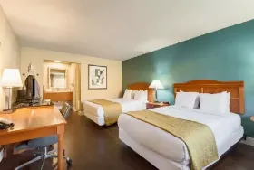 Photograph of Rodeway Inn, Portland