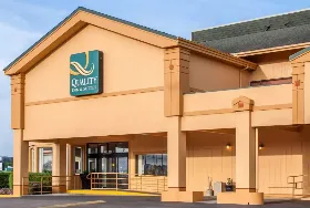 Photograph of Quality Inn, North Bend