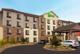 Photograph of Holiday Inn Express, Newport