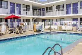 Photograph of Motel 6, Medford