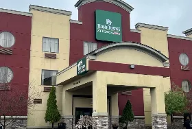 Photograph of HomeTowne Studios, Washington