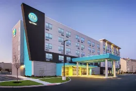 Photograph of Tru by Hilton, Audubon