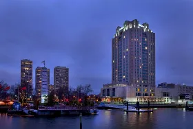 Photograph of Hilton Philadelphia at Penn's Landing, Philadelphia