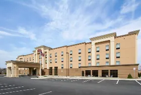Photograph of Hampton Inn And Suites, York