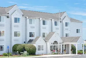 Photograph of Microtel Inn & Suites, Erie
